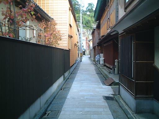 �Ђ��������X�̎ʐ^(8)�i/gazo512/gazo011110/higashi-chaya065.jpg�j