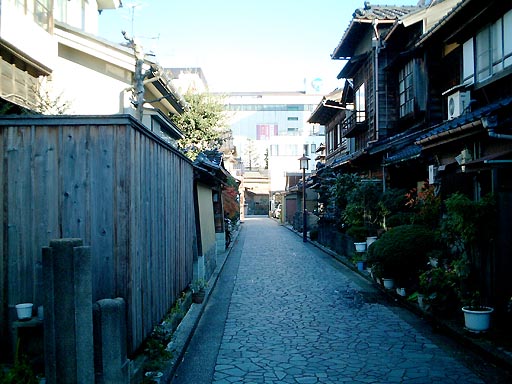 �������Ɖ��~�ՁE�y���̓�(�P)�̎ʐ^(4)�i/gazo512/gazo011124/bukeyashiki080.jpg�j