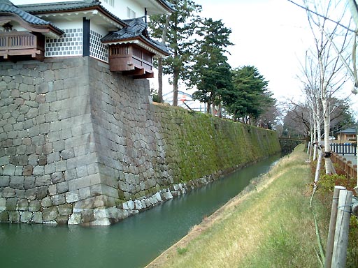 �H�E(�Ђ��₮��)�̎ʐ^(2)�i/gazo512/gazo011223/jo-hishiyagura127.jpg�j