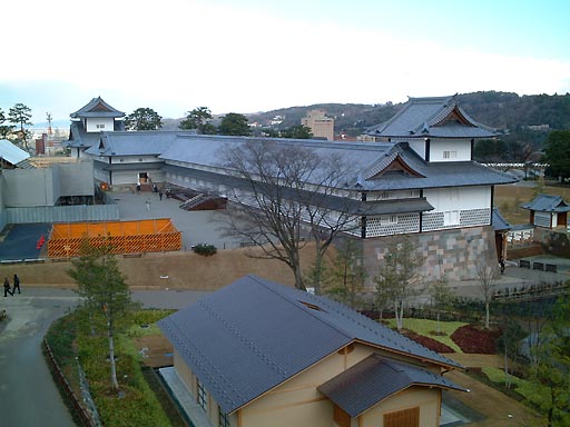 ����E(���ʂ��₮��)�Ղ̎ʐ^(2)�i/gazo512/gazo011223/jo-inui022.jpg�j