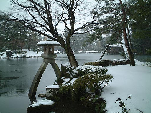 �J�f���U�̎ʐ^(4)�i/gazo512/gazo020106/ken-kotoji-snow056.jpg�j