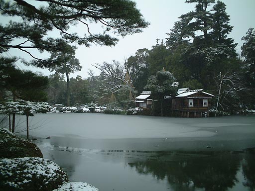�������̎ʐ^(1)�i/gazo512/gazo020106/ken-uchihashitei-snow036.jpg�j