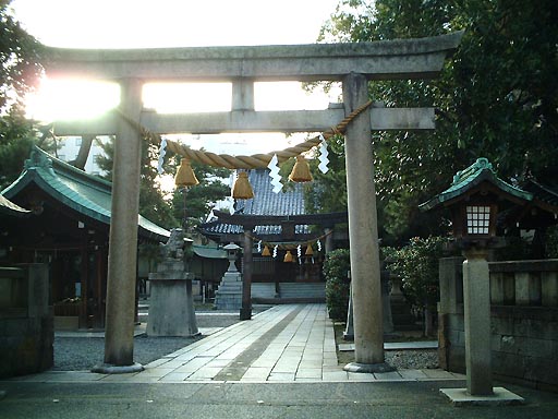 ���]�����{�̎ʐ^(3)�i/gazo512/gazo020316/yasue-hachiman230.jpg�j