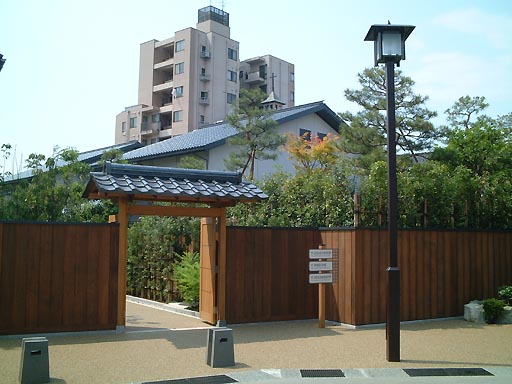 �O�c�y����Ǝ����ق̎ʐ^(3)�i/gazo512/gazo020608/tosanokami030.jpg�j