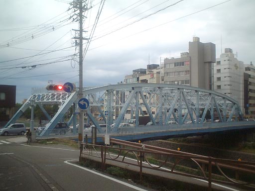 �Ґ�勴�̎ʐ^(2)�i/gazo512/gazo020914/saigawa-ohashi231.jpg�j