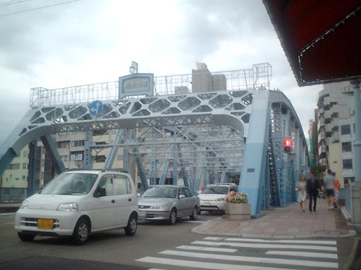 �Ґ�勴�̎ʐ^(3)�i/gazo512/gazo020914/saigawa-ohashi235.jpg�j