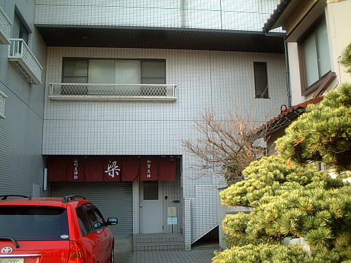 �����F�T�ق̎ʐ^(2)�i/gazo512/gazo040411/yuzenkan8198.jpg�j