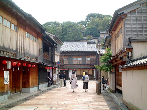 �Ђ��������X�̎ʐ^(4)�i/gazo512/gazo040606/higashi-chaya9020.jpg�j