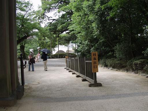 �j�◿�����̎ʐ^(2)�i/gazo512/gazo040703/ken-gate-katsurazaka7030460.jpg�j