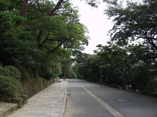 �@�r��̎ʐ^(3)�i/gazo512/gazo040703/ken-renchimon7030483.jpg�j