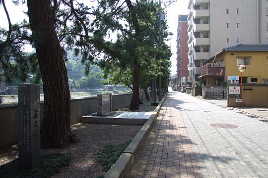 ���Ԃ̓��̎ʐ^(3)�i/guide/gazo540/g090818/kyokanomichiDSCF7967.JPG�j
