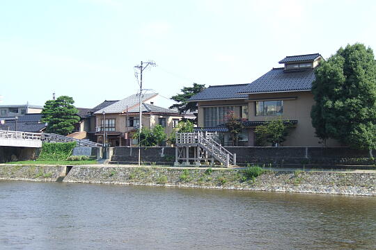 ���c�H���L�O�ق̎ʐ^(3)�i/guide/gazo540/g090818/shusei-kinenDSCF7958.JPG�j