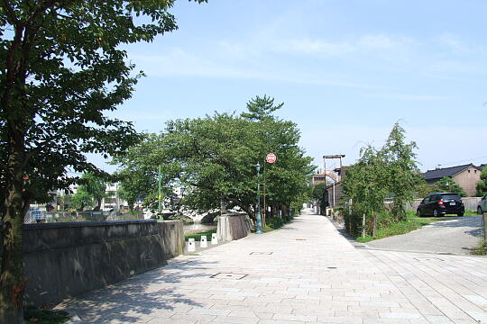 �H���̓��̎ʐ^(1)�i/guide/gazo540/g090818/shuseinomichiDSCF7857.JPG�j