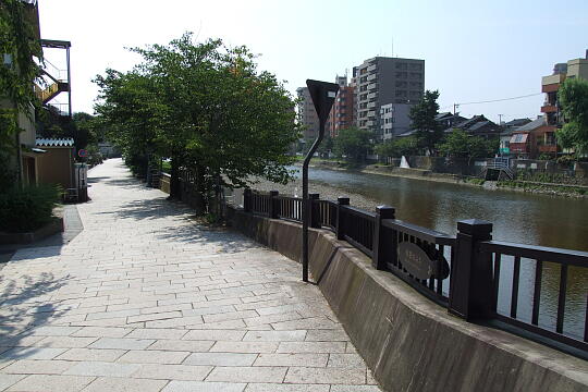 �H���̓��̎ʐ^(4)�i/guide/gazo540/g090818/shuseinomichiDSCF8050.JPG�j