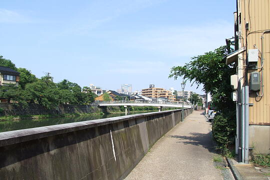 �H���̓��̎ʐ^(6)�i/guide/gazo540/g090818/shuseinomichiDSCF8075.JPG�j