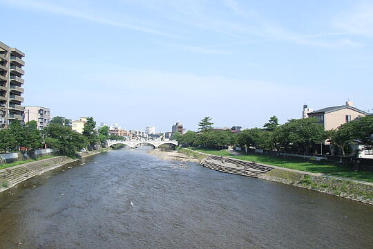 �~�m���̎ʐ^(5)�i/guide/gazo540/g090818/umenohashiDSCF7900.JPG�j