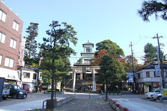 ���R�_��(�_��E�{�a�E����)�̎ʐ^(1)�i/guide/gazo540/g091107/oyamajinja-monDSCF1934.JPG�j